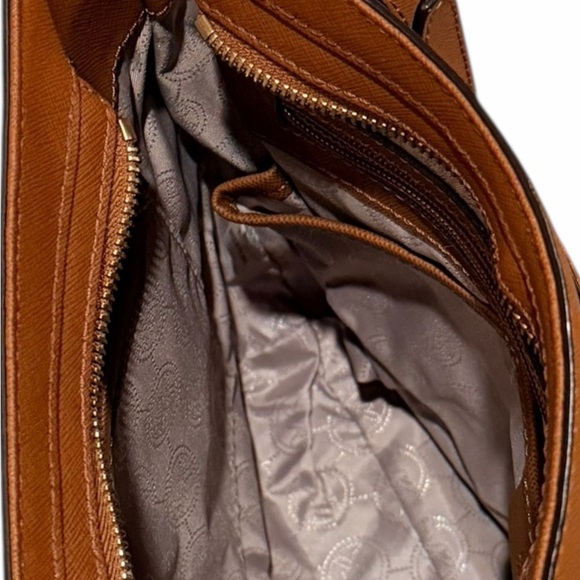 Michael Kors Jet Set Travel Large Brown Saffiano Leather Bag - Picture 13 of 14